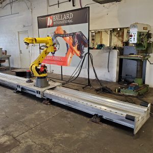 Fanuc RTU-1000 - 1 Fanuc RTU-1000 Linear Rail