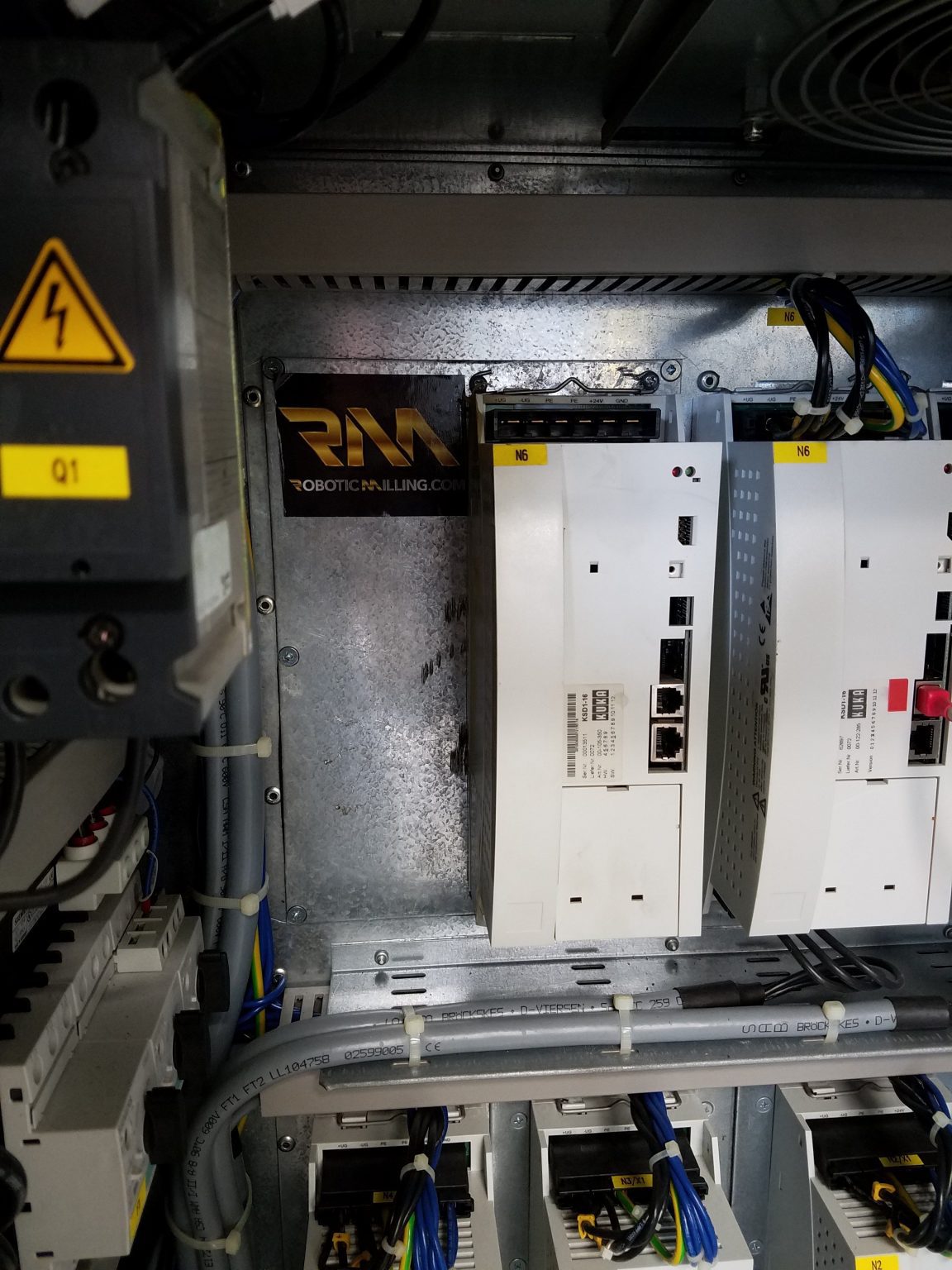 71-052-214kuka 7th axis drive kit w ksd-64 servo