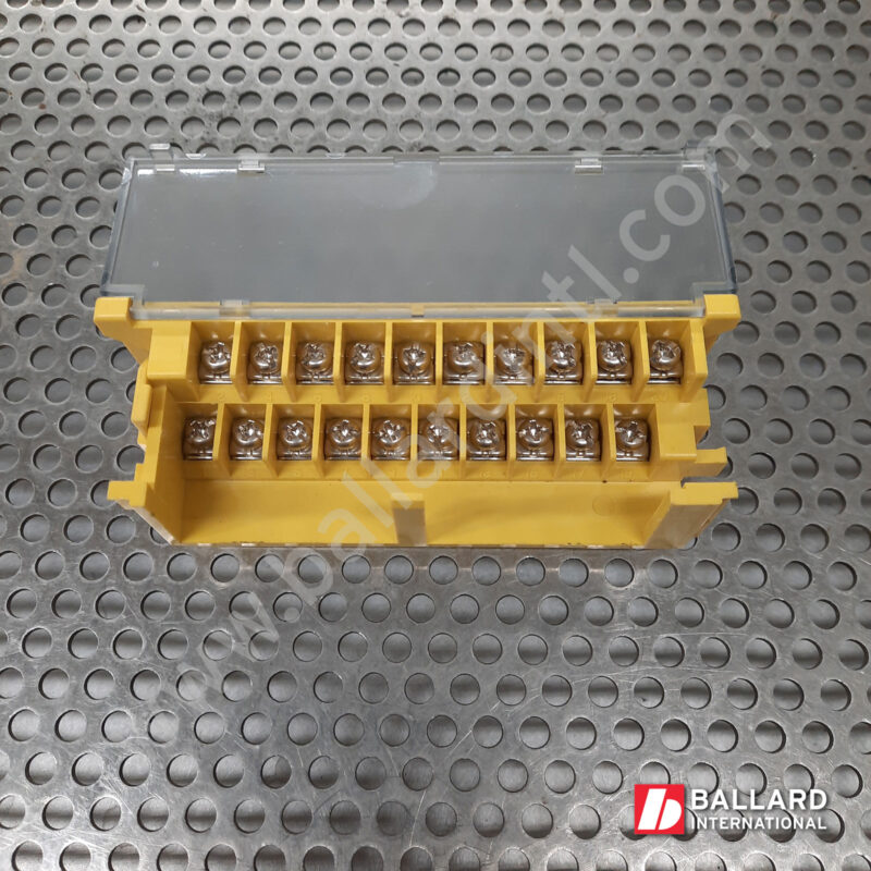 A63L-0001-0406#SY-(3) FANUC I/O module cover 20 post connection